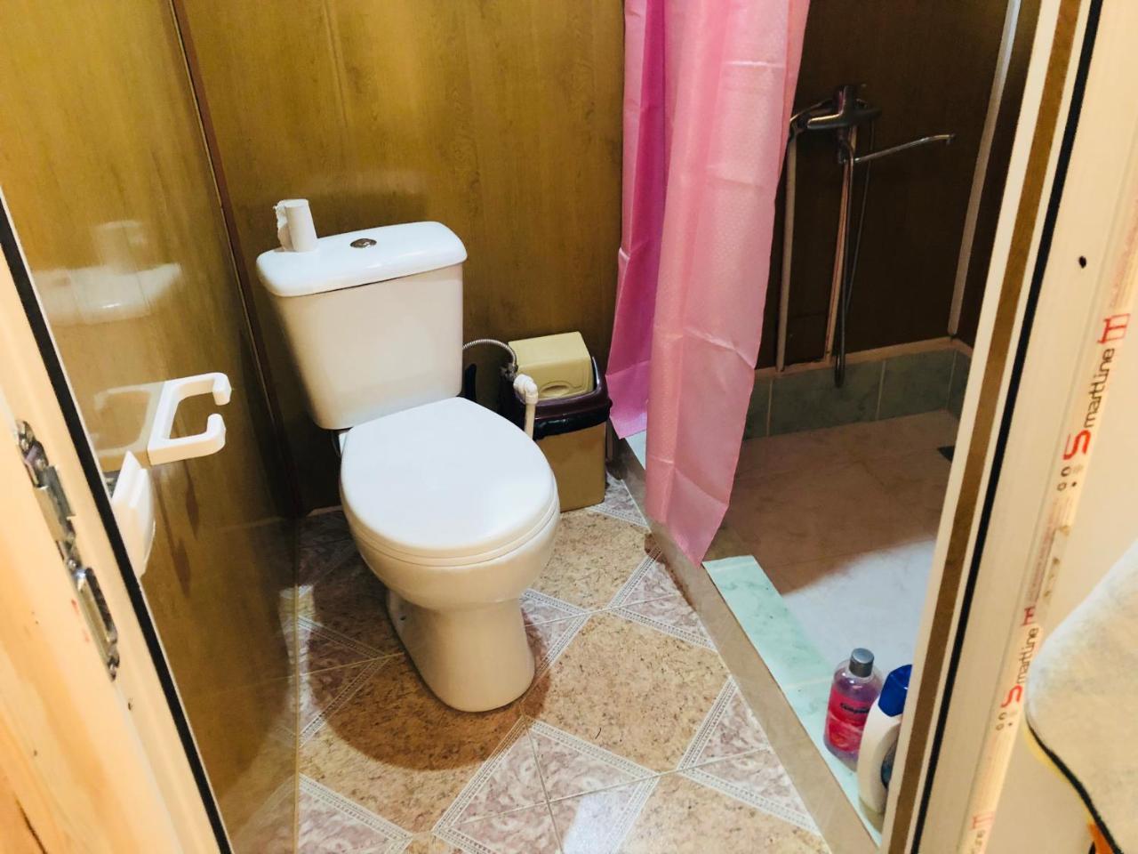 Pirikiti Hotell Akhmeta Eksteriør bilde